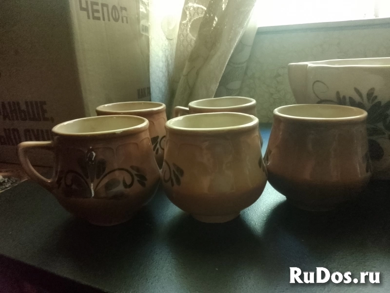 Ваза и чашки чайные. изображение 4