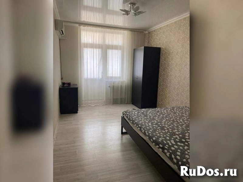 Продам 2 комнатную квартиру 60 м2 фотка