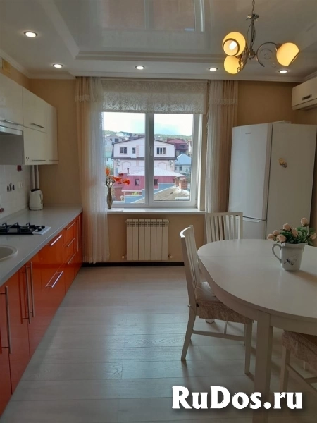 Продам 2 комнатную квартиру 61 м2 изображение 4