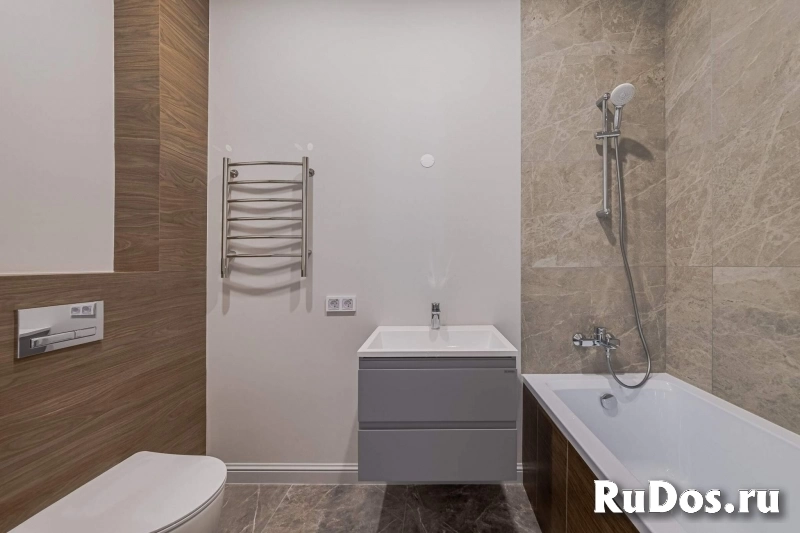 Продам 2 комнатную квартиру 64 м2 изображение 10