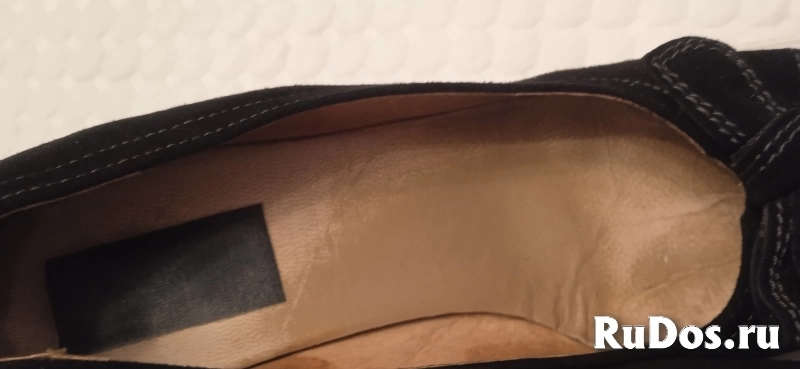 Женские туфли из натуральной кожи, чёрные р. 38,5-39 Италия, б/у изображение 6