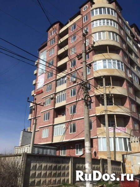 Продам 2 комнатную квартиру 69.6 м2 изображение 3