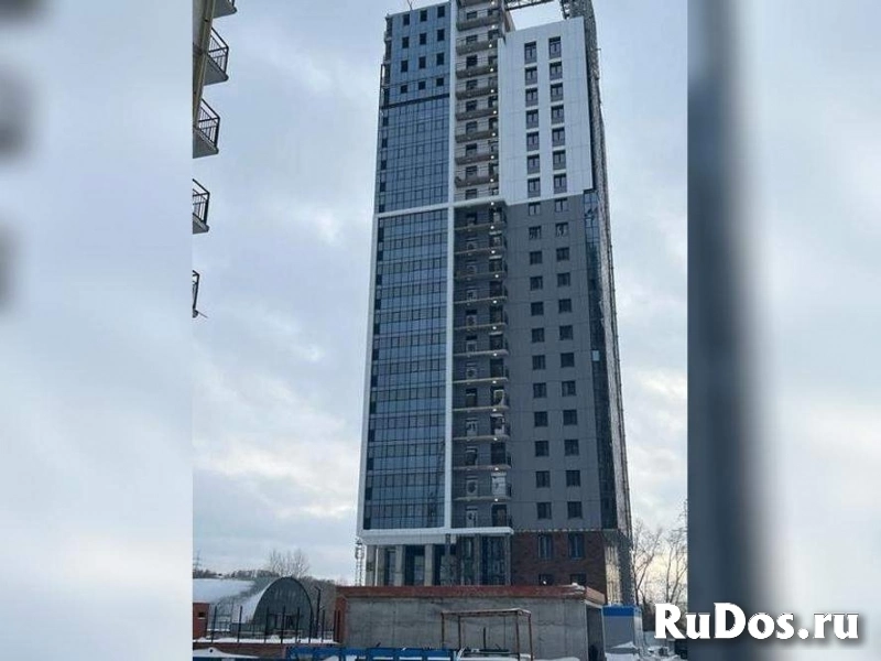 Продам 4 комнатную квартиру 96 м2 изображение 3