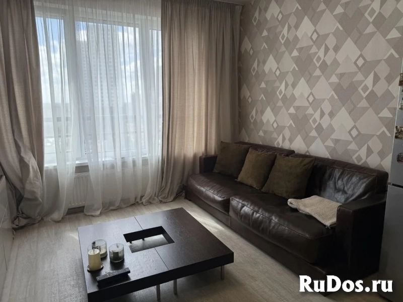 Продам 2 комнатную квартиру 42.4 м2 изображение 3