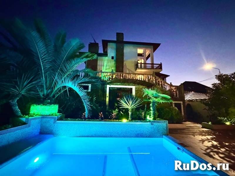 Апартаменты с теплым бассейном в центре Сириуса изображение 6