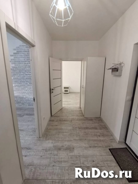 Продам 2 комнатную квартиру 57.2 м2 изображение 5