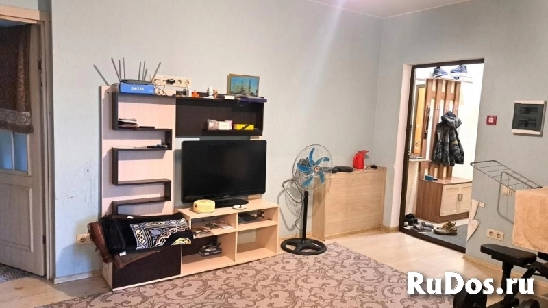 Продам 2 комнатную квартиру 65 м2 фото