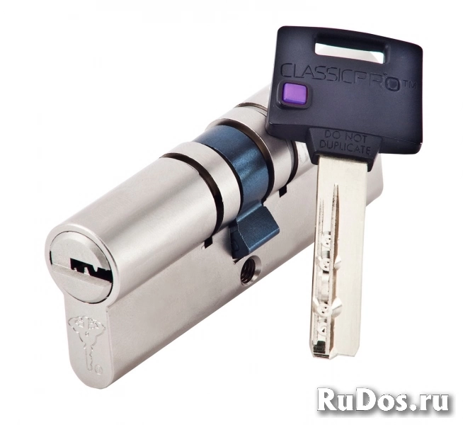 Цилиндр Mul-t-Lock Classic Pro ключ-ключ (размер 50x50 мм) - Латунь, Флажок (3 ключа) фото