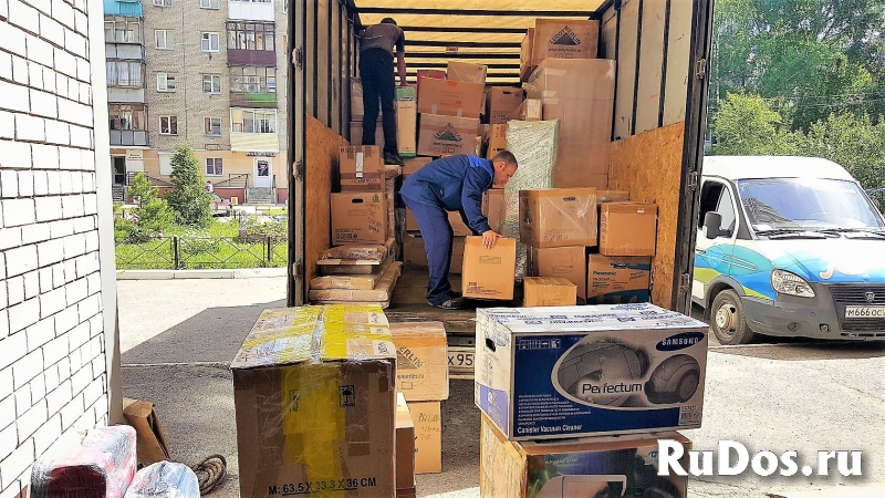 Перевозка грузов по России фото
