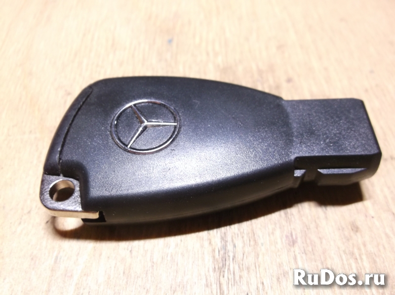 Mercedes Benz Sprinter, Vito чип ключ 2 кнопки изображение 8