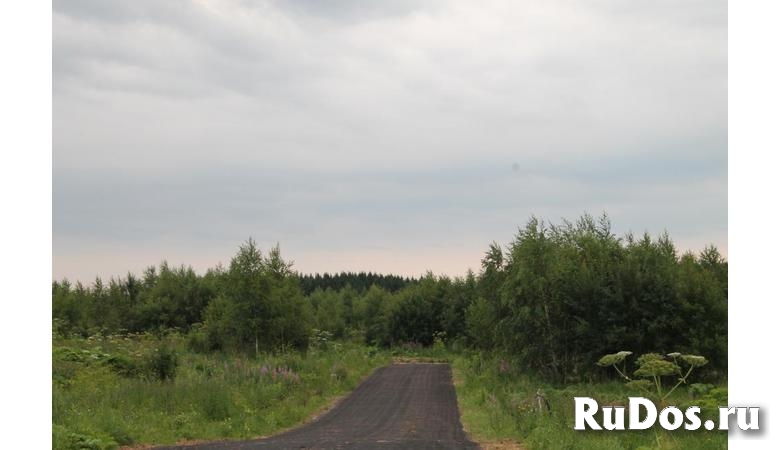 Участок в жилом поселке, рядом с водохранилищем. изображение 6