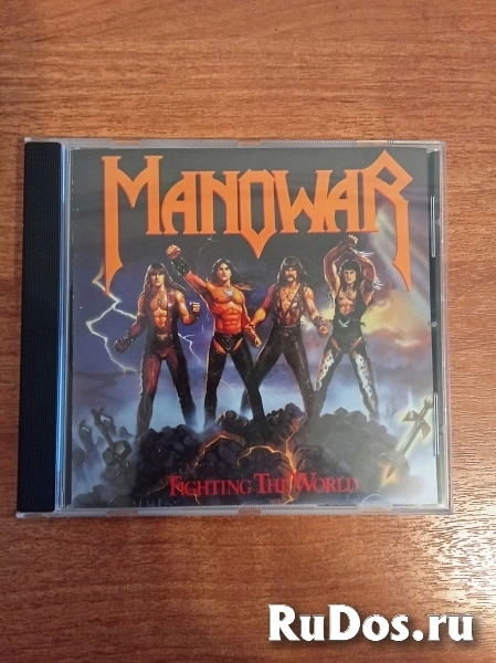 Manowar Fighting the world оригинал фото