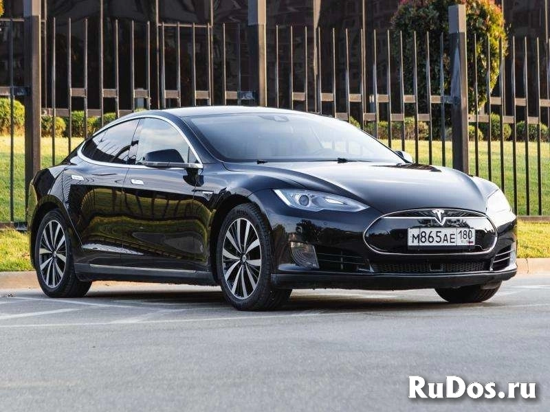 Продам автомобиль TESLA MODEL S 2016 г.в. фотка