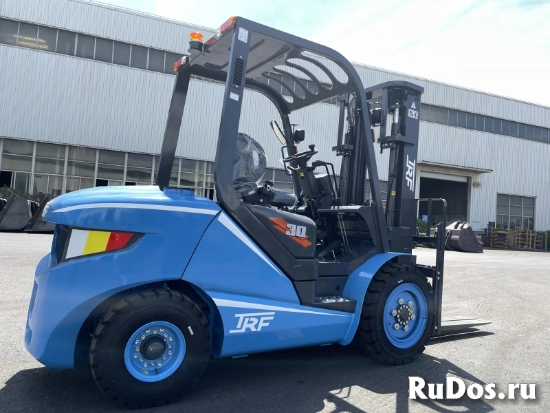 Вилочный погрузчик TRF D30-3x5 изображение 4