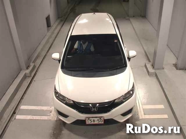 Хэтчбек гибрид Honda Fit Hybrid кузов GP6 модификация Hybrid F Pa изображение 4