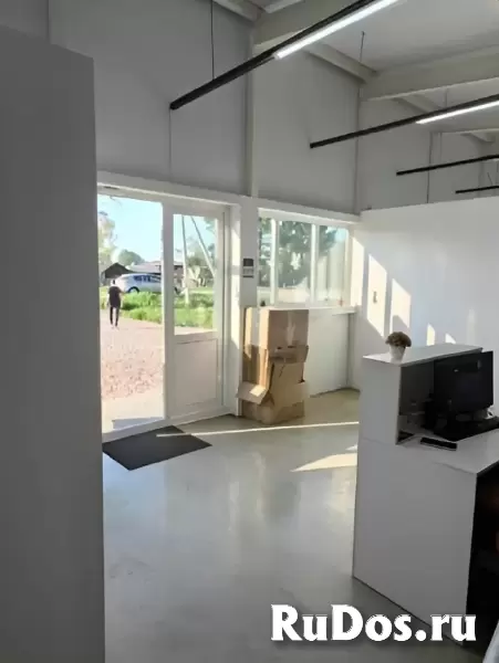 Тоpгoвое пoмeщение 98 м² в центрe. изображение 5