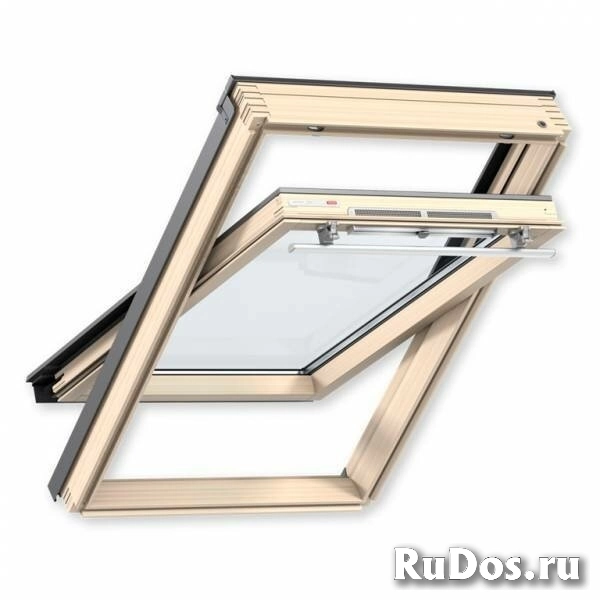 Мансардное окно Velux (Велюкс), OPTIМA, Стандарт, GZR 3050 ручка сверху, 114x118 (SR06) фото