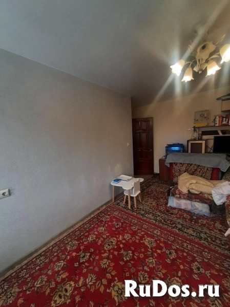 Продам 2 комнатную квартиру 42.7 м2 фотка