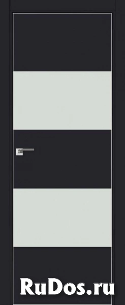 Двери ProfilDoors Серия Е модель 10Е Цвет:Чёрный матовый Остекление:Белый лак Тип:кромка матовый алюминий с 4х сторон фото