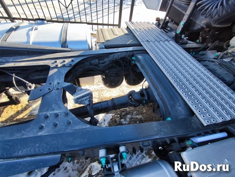 Седельный тягач MAN TGX 28.470 6x2 изображение 5