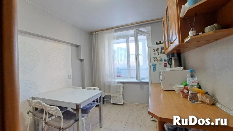 Продам квартиру возле метро изображение 7