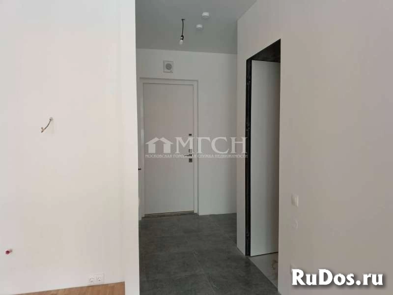 Продам 2 комнатную квартиру 56 м2 изображение 8