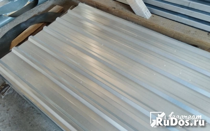 Профнастил оцинкованный мп20 0.45 мм * 1.08м * 3м фото