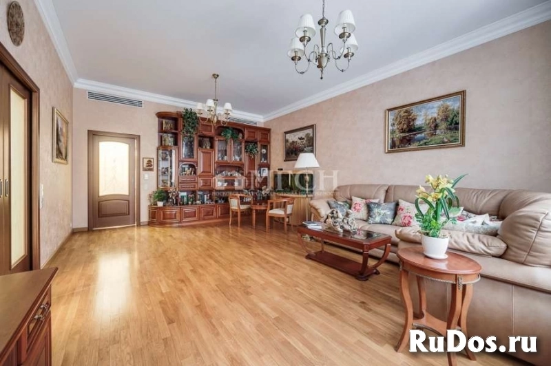 Продам 3 комнатную квартиру 135 м2 изображение 4
