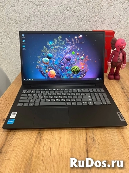 Ноутбук Lenovo v15 изображение 6