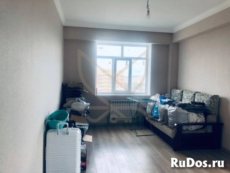 Продам 2 комнатную квартиру 71 м2 изображение 4