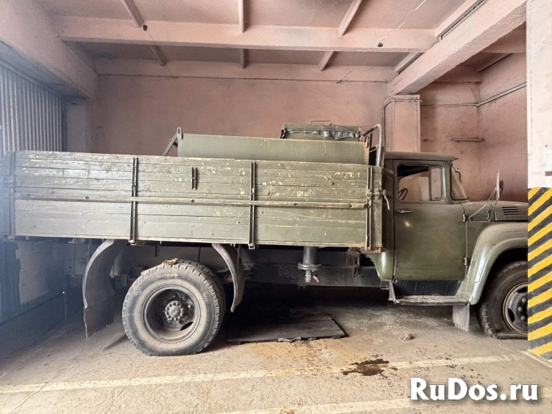 Грузовой бортовой ЗИЛ130, гос. № В051АО фото