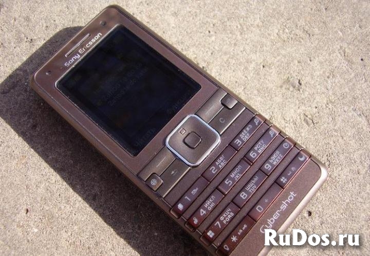 Новый Sony Ericsson K770i (оригинал,комплект фото