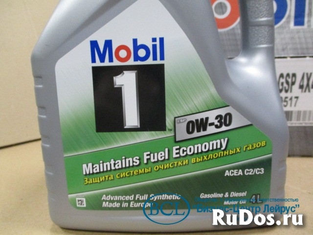 Масло моторное синтетическое Mobil-1 Maintains Fuel Economy 0W-30 фото