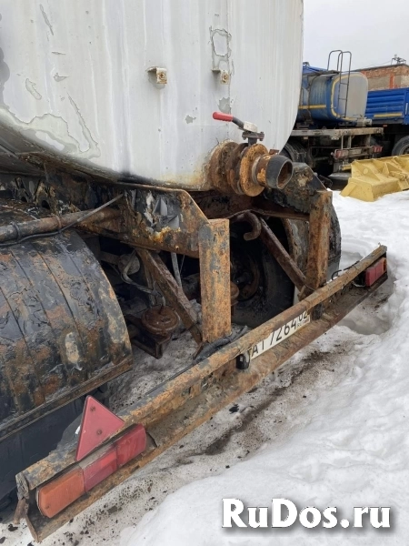 Полуприцеп-цистерна НЕФАЗ-9674 1-10, гос. № АТ7264 фотка