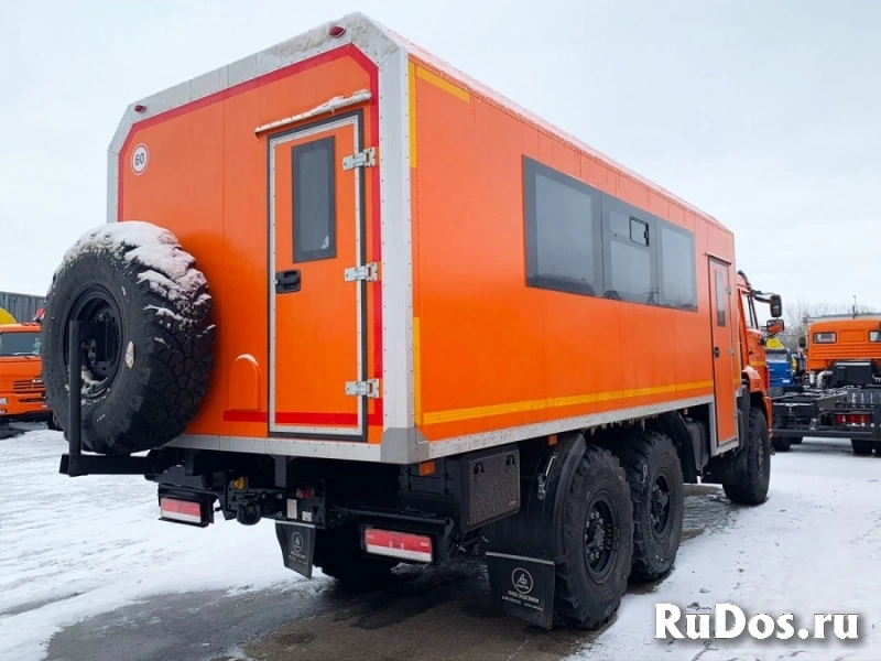 Вахтовый автобус КамАЗ 2024 год изображение 4