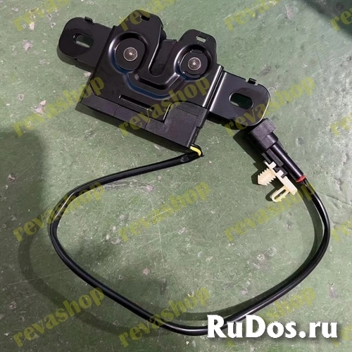 Замок капота правый для Volvo 31356007 Замок капота двигателя автомобиля Замок кабины Дверной замок в сборе Замок капота с правой стороны для VOLVO S8 картинка 11 Замок капота правый для Volvo 31356007 Замок капота двигателя автомобиля Замок кабины Дверной замок в сборе Замок капота с правой стороны для VOLVO S8 изображение 11