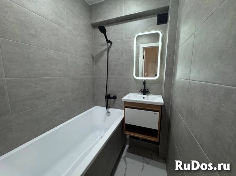 Продам 2 комнатную квартиру 48 м2 изображение 9