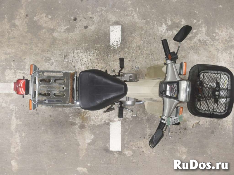 Мотоцикл дорожный Honda Super Cub E рама AA01 скутерета корзина изображение 3