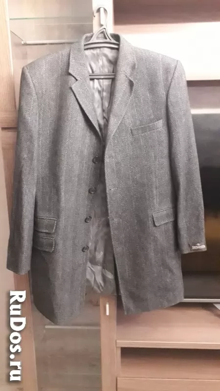 Мужское пальто из натуральной шерсти фото