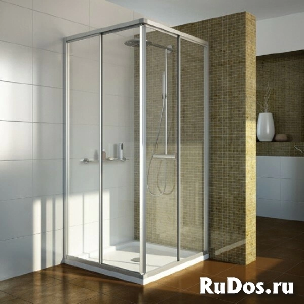 Душевой уголок GuteWetter Practic Square GK-422 100x100 см стекло бесцветное, профиль матовый хром фото