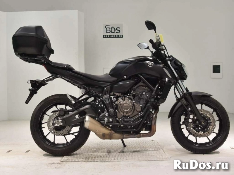 Мотоцикл naked bike Yamaha MT-07 ABS рама RM19J нэйкед байк фотка