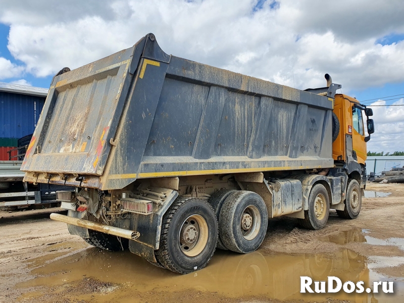 Самосвал 8х4 б/у Renault K440 изображение 5