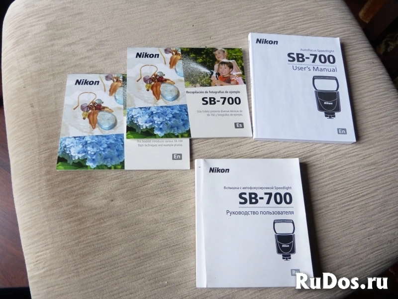 Фотовспышка Nikon SB-700 изображение 3