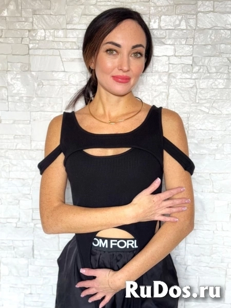 м. Спортивная ищу с кем поужинать в ресторане +7 (931) 583-44-85 фотка