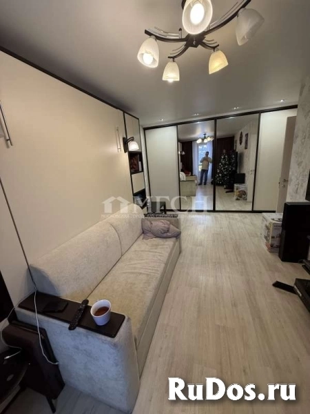 Продам 2 комнатную квартиру 42 м2 изображение 3