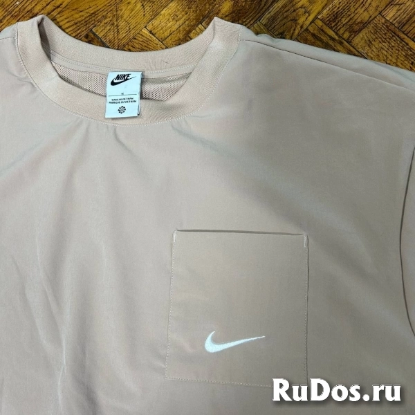 Укороченная футболка Nike изображение 3