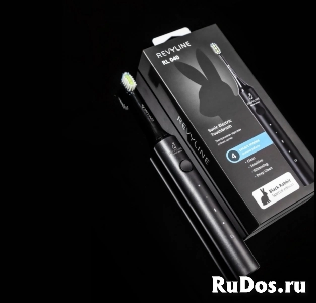 Зубная щетка Revyline RL 040 серия "Черный кролик" фото