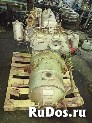Судовой двигатель ЯАЗ-204  с хранения фотка