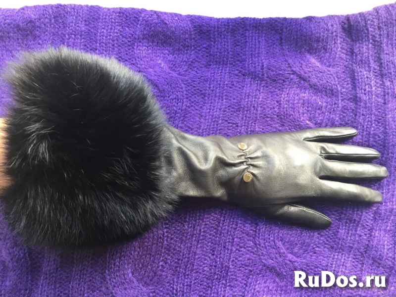 Перчатки новые versace италия кожа черные мех лиса песец двойной изображение 6