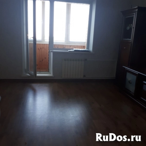 Продам 2 комнатную квартиру 57 м2 изображение 9